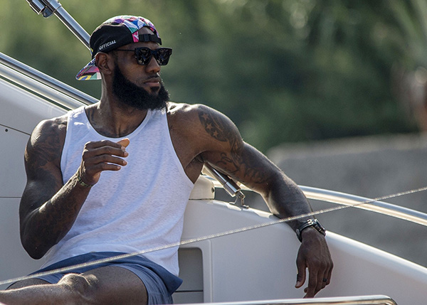 让他所在团 让他所在团