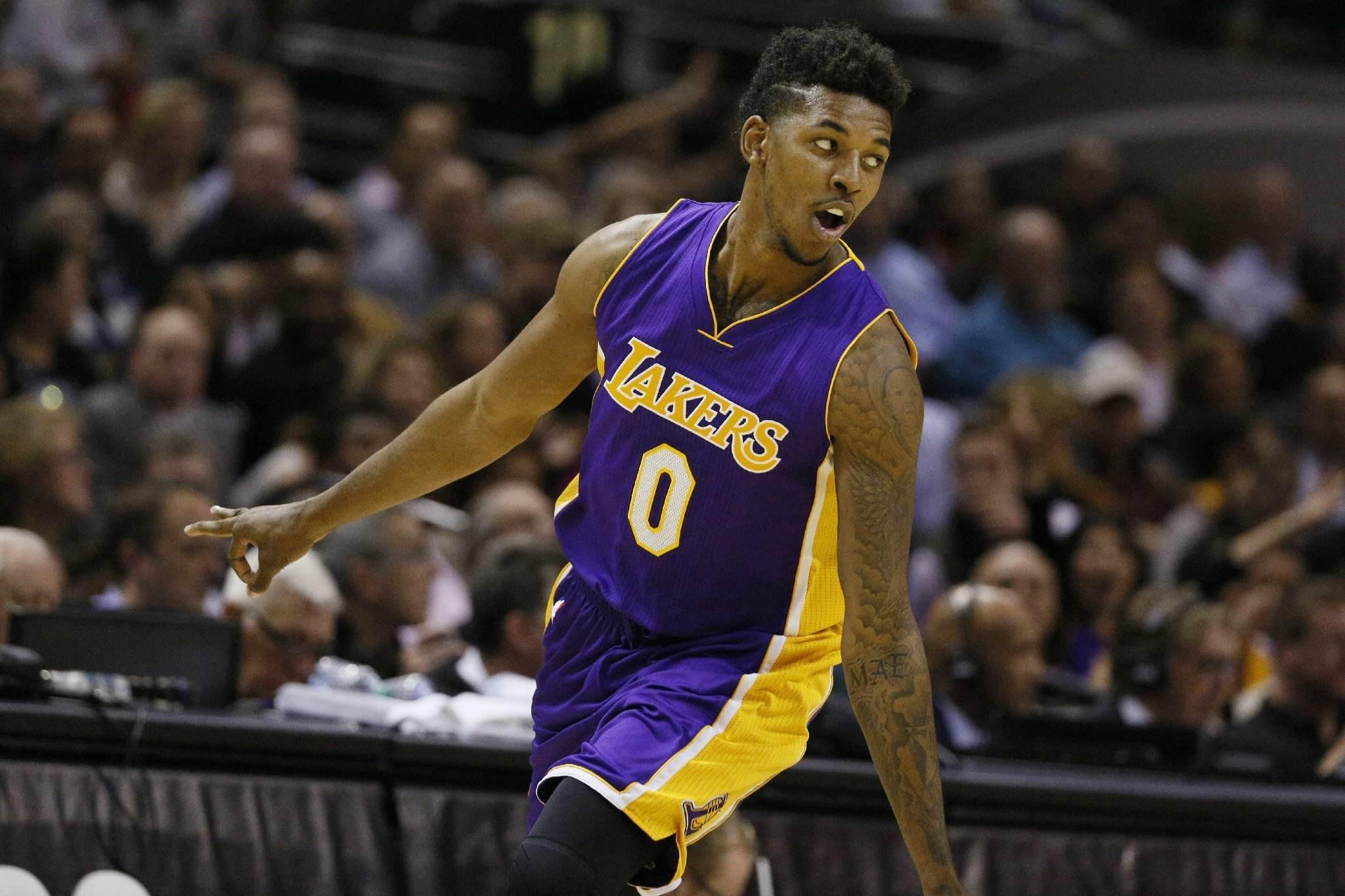 这笔引援首 这笔引援首